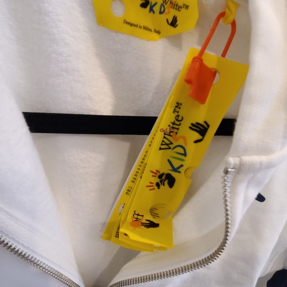 Off-White hoodie - Picture 4 of 4